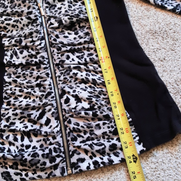 LEOPARD Print Full Zip Active Jacket by Ellen Tracy Sz S - Picture 10 of 12
